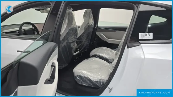 TESLA MODEL Y L LONG RANGE AWD