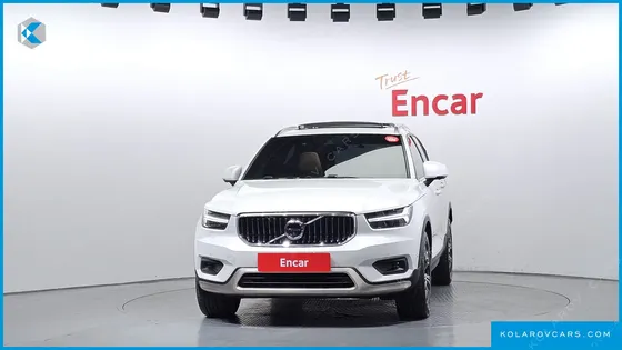 VOLVO XC40 B4 INSCRIPTION