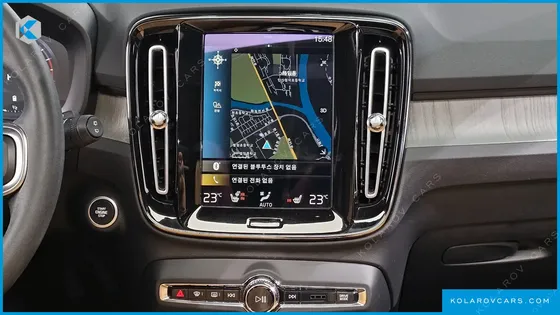 VOLVO XC40 B4 INSCRIPTION