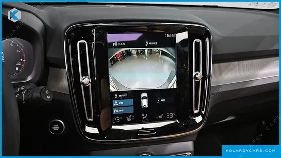VOLVO XC40 B4 INSCRIPTION