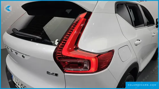 VOLVO XC40 B4 INSCRIPTION