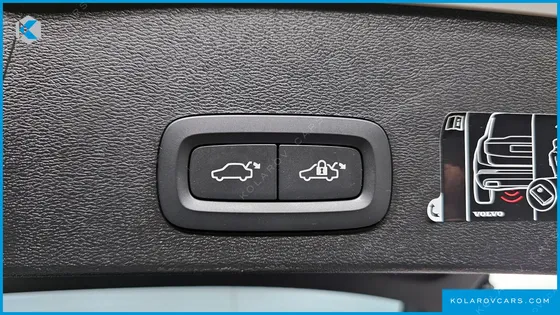 VOLVO XC40 B4 INSCRIPTION