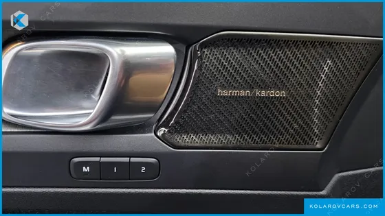 VOLVO XC40 B4 INSCRIPTION