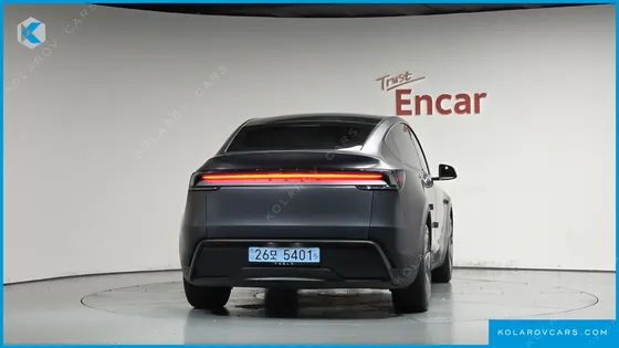 TESLA MODEL Y RWD