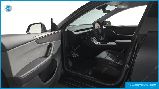 TESLA MODEL Y RWD
