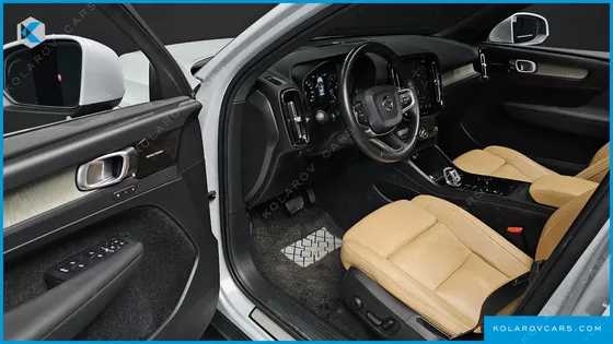 VOLVO XC40 T4 INSCRIPTION