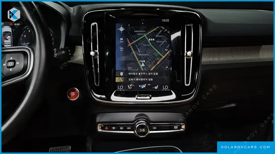 VOLVO XC40 T4 INSCRIPTION