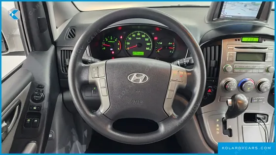 HYUNDAI STAREX CAMPING CAR