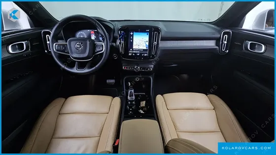 VOLVO XC40 T4 INSCRIPTION