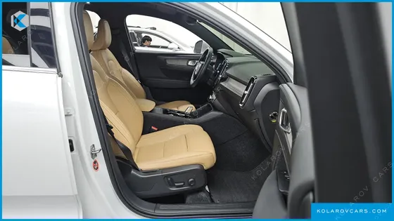 VOLVO XC40 T4 INSCRIPTION