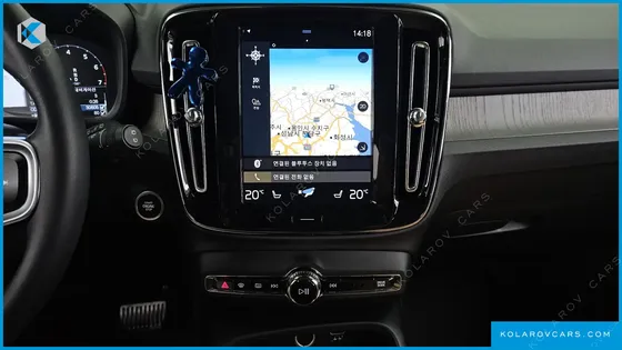 VOLVO XC40 T4 INSCRIPTION