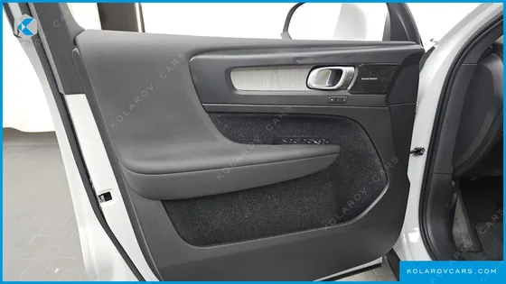 VOLVO XC40 T4 INSCRIPTION