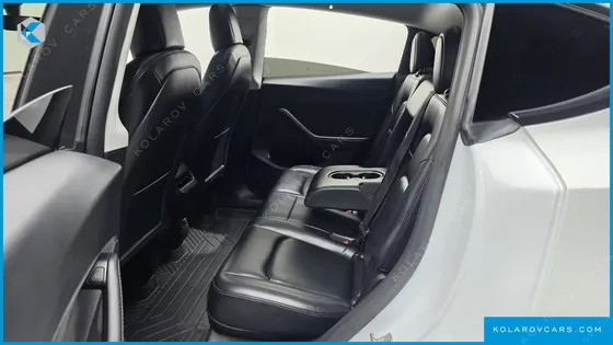 TESLA MODEL Y LONG RANGE AWD
