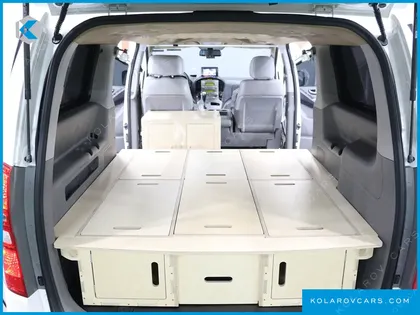 HYUNDAI STAREX CAMPING CAR