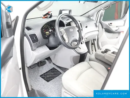 HYUNDAI STAREX CAMPING CAR