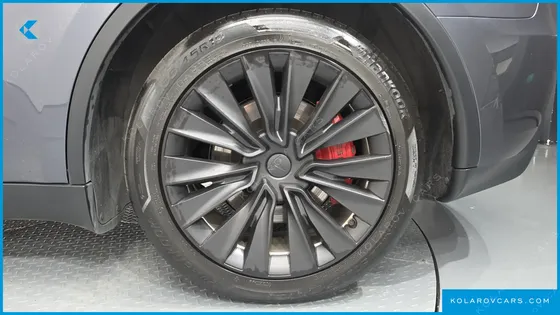TESLA MODEL Y LONG RANGE AWD