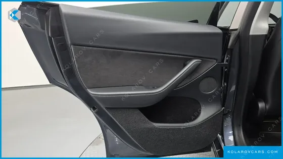 TESLA MODEL Y LONG RANGE AWD