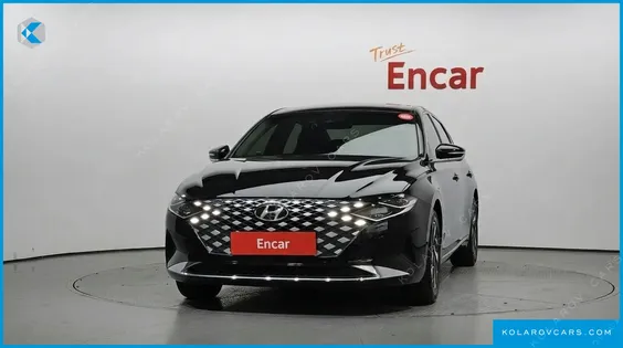 HYUNDAI GRANDEUR LE BLANC