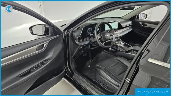 HYUNDAI GRANDEUR LE BLANC