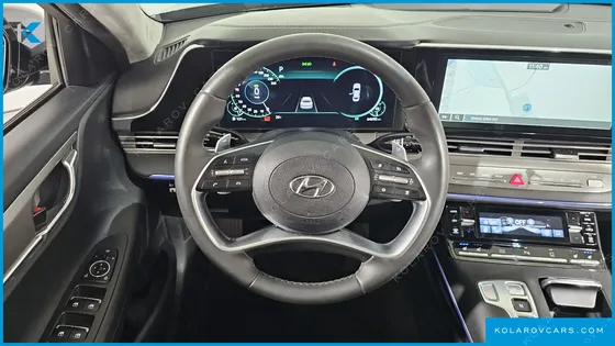 HYUNDAI GRANDEUR LE BLANC