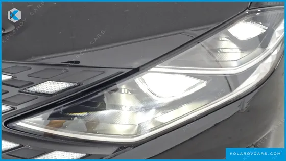 HYUNDAI GRANDEUR LE BLANC