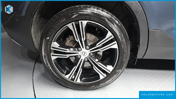 VOLVO XC40 B4 INSCRIPTION