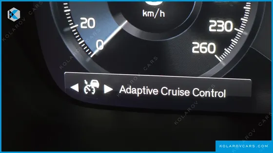VOLVO XC40 B4 INSCRIPTION