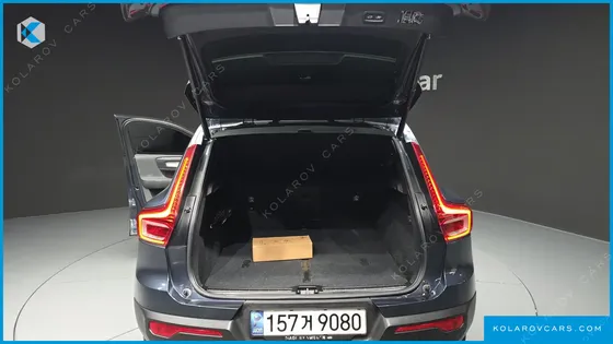 VOLVO XC40 B4 INSCRIPTION