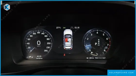 VOLVO XC40 T4 R-DESIGN