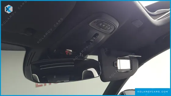 VOLVO XC40 T4 R-DESIGN