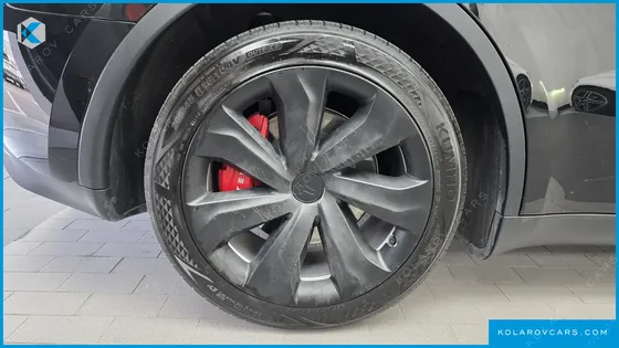 TESLA MODEL Y RWD