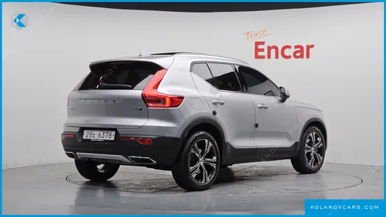 VOLVO XC40 T4 INSCRIPTION