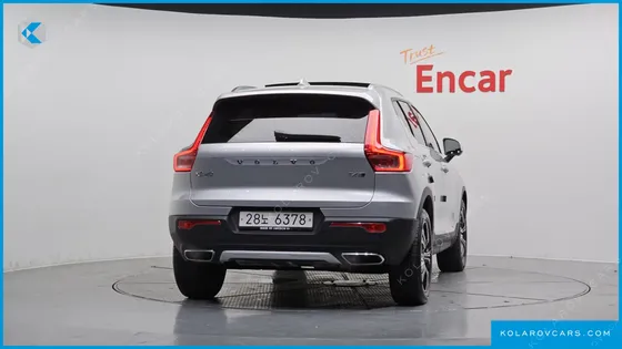VOLVO XC40 T4 INSCRIPTION