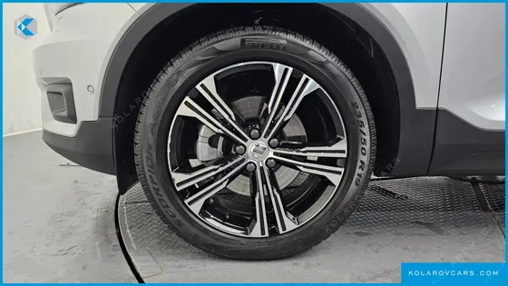 VOLVO XC40 T4 INSCRIPTION