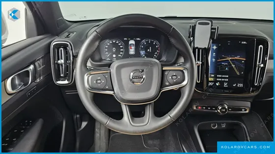 VOLVO XC40 T4 INSCRIPTION