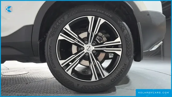 VOLVO XC40 T4 INSCRIPTION