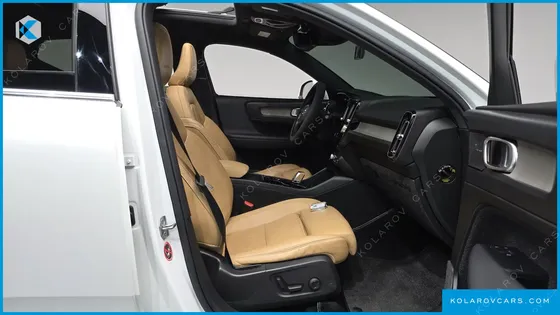 VOLVO XC40 T4 INSCRIPTION