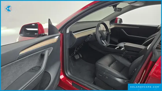 TESLA MODEL Y RWD