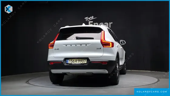 VOLVO XC40 B4 INSCRIPTION