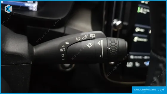VOLVO XC40 B4 INSCRIPTION