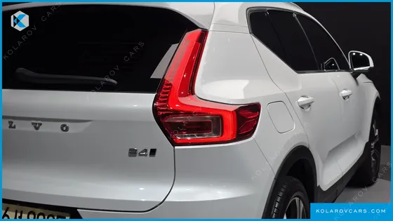 VOLVO XC40 B4 INSCRIPTION