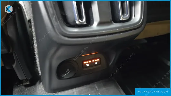 VOLVO XC40 B4 INSCRIPTION