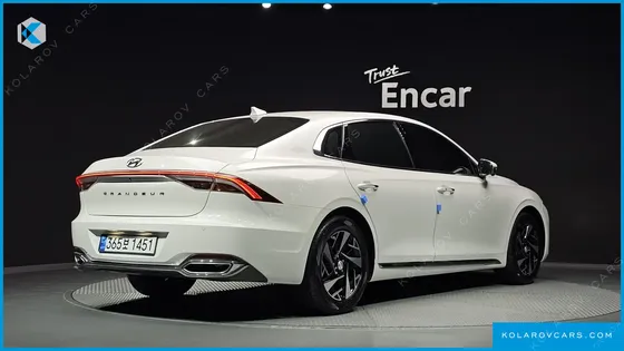 HYUNDAI GRANDEUR LE BLANC