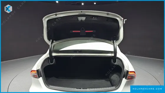 HYUNDAI GRANDEUR LE BLANC