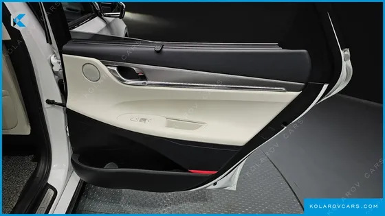 HYUNDAI GRANDEUR LE BLANC