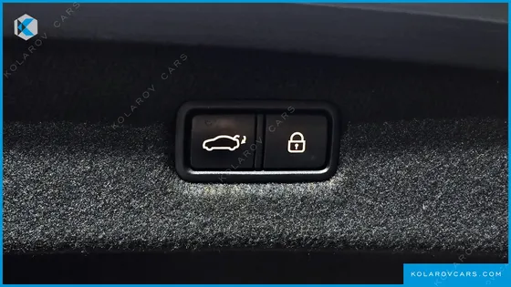 GENESIS G90 3.8 AWD