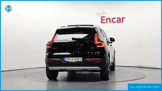 VOLVO XC40 B4 INSCRIPTION