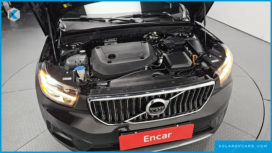 VOLVO XC40 B4 INSCRIPTION