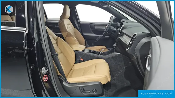 VOLVO XC40 B4 INSCRIPTION