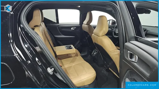 VOLVO XC40 B4 INSCRIPTION